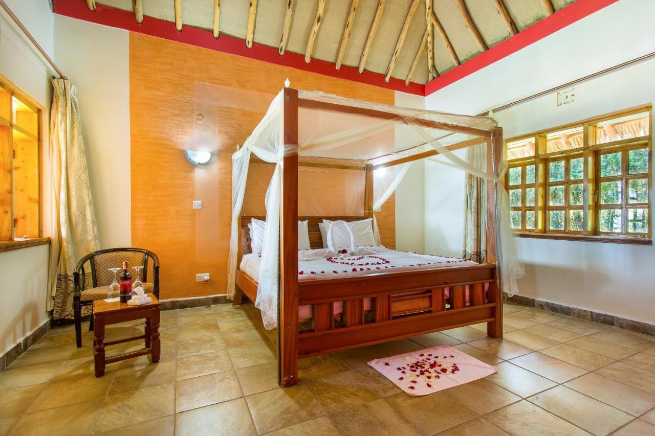 Sirville Lake Elementaita Lodge Gilgil Eksteriør billede