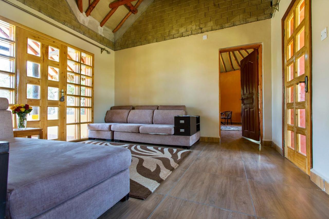 Sirville Lake Elementaita Lodge Gilgil Eksteriør billede